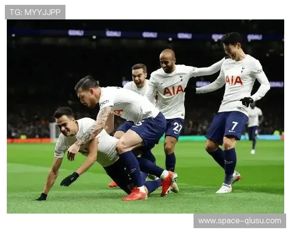 水晶宫2-1热刺，后者客场五连败防守崩盘