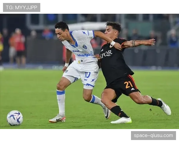 半场报道：弗罗西诺内0-2落后萨勒尼塔纳，保级压力下无心恋战欧战区